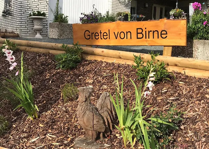 Gretel Von Birne